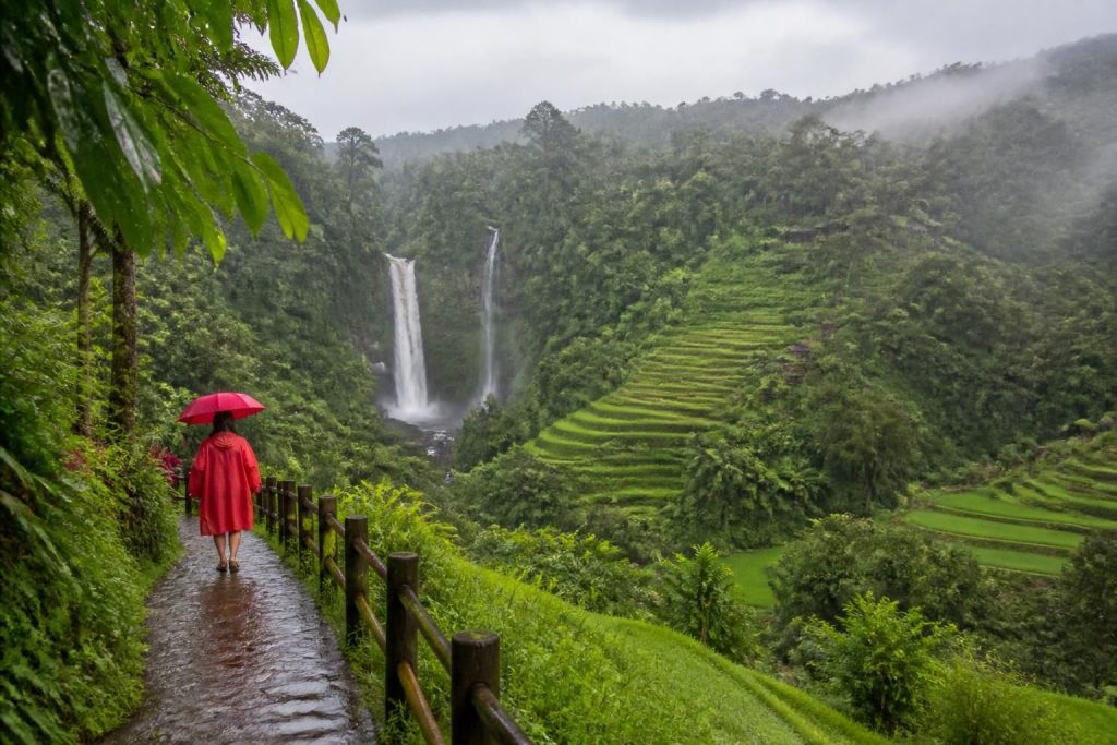 découvrez que faire à munduk bali en 2 jours, même sous la pluie. itinéraires et activités adaptées pour profiter pleinement de votre séjour malgré la météo.
